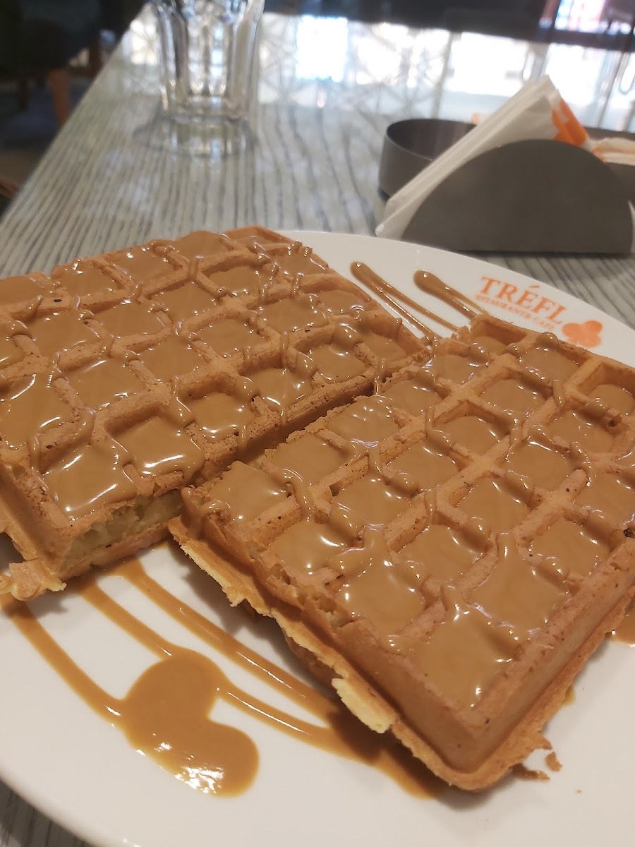 Trefl Cafe And Restaurant-9